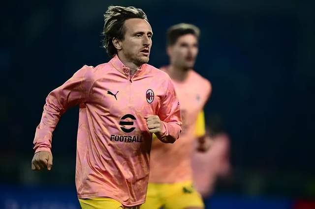 AYX-科维托娃遭遇十五连败，皇家马德里教练面临压力！的简单介绍