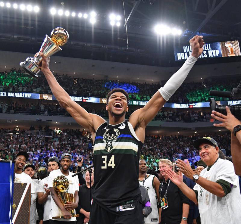 AYX-关于字母哥在切尔西比赛中惊险取胜,问鼎冠军引发热议!的信息